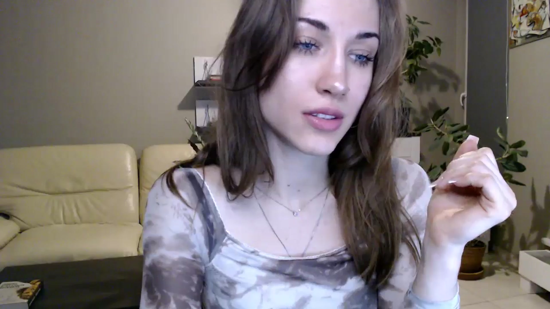 Gallery image thumbnail from GalaxyAnisia's myfreecams stream on, 03/31/2025, 23:11 image 15 of 20