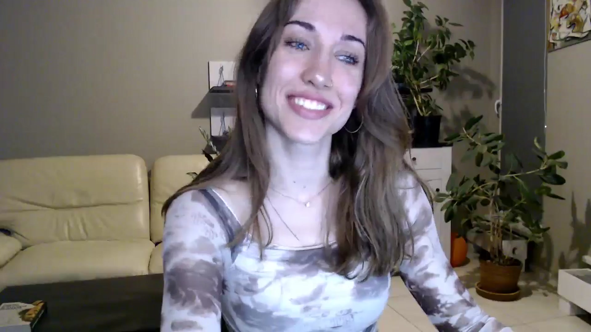 Gallery image thumbnail from GalaxyAnisia's myfreecams stream on, 03/31/2025, 23:11 image 9 of 20