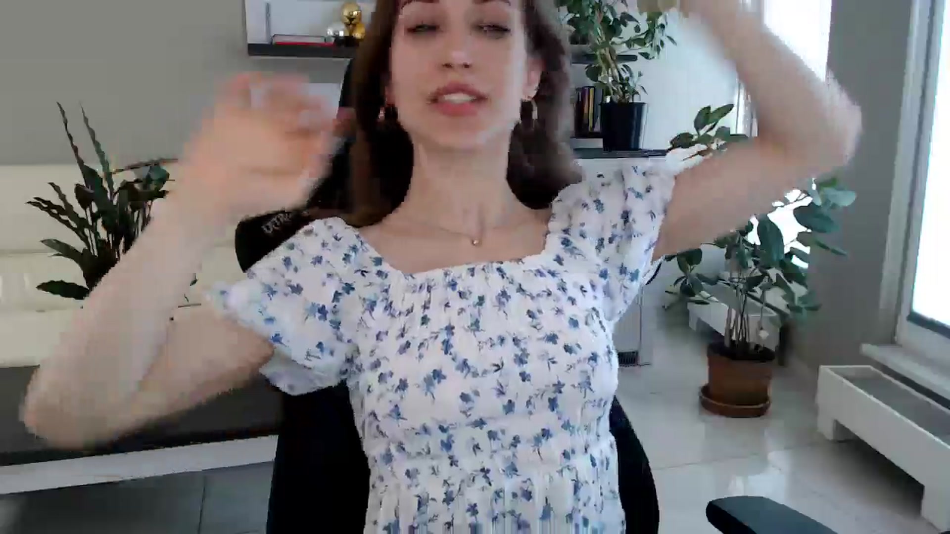 Gallery image thumbnail from GalaxyAnisia's myfreecams stream on, 04/08/2025, 13:25 image 4 of 20