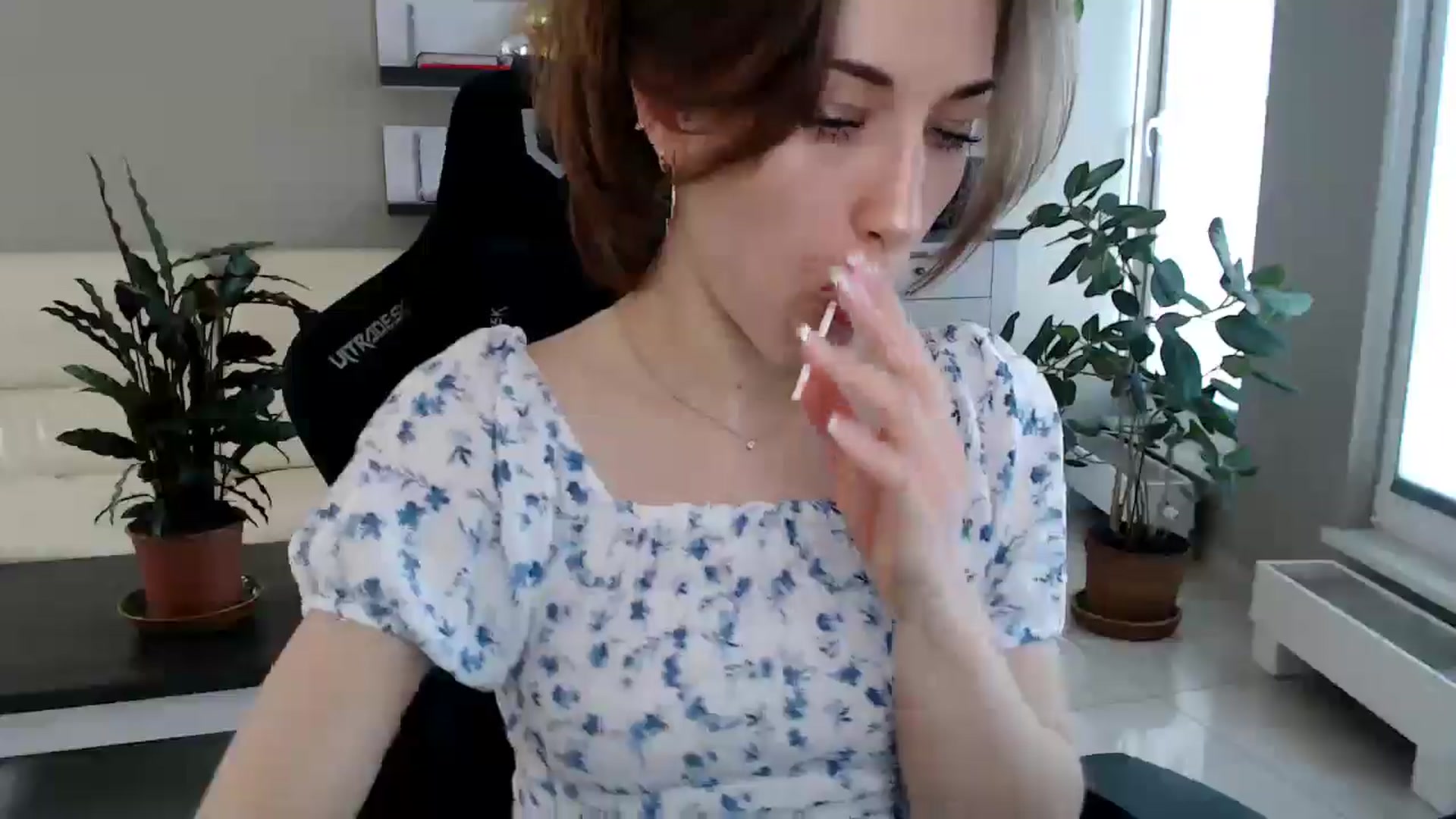 Gallery image thumbnail from GalaxyAnisia's myfreecams stream on, 04/08/2025, 13:25 image 8 of 20