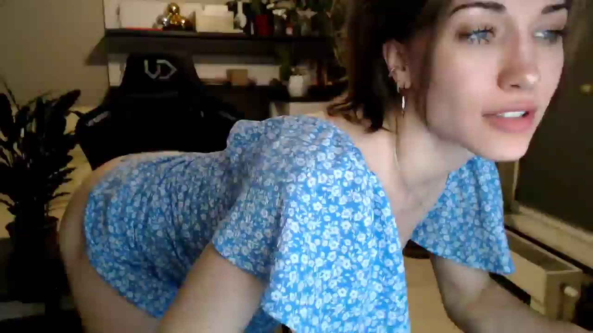 Gallery image thumbnail from GalaxyAnisia's myfreecams stream on, 04/09/2025, 20:44 image 18 of 20