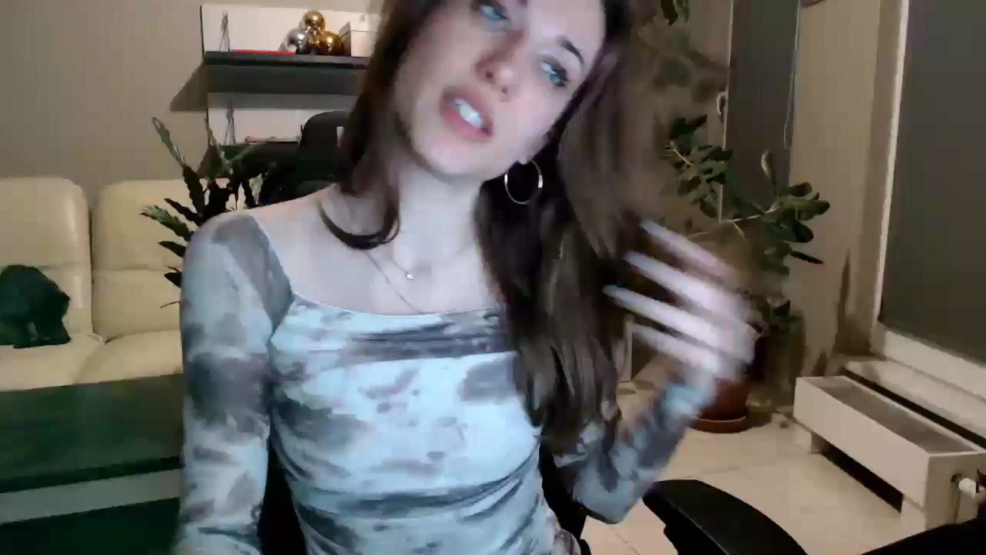 Gallery image thumbnail from GalaxyAnisia's myfreecams stream on, 04/13/2025, 24:16 image 13 of 20