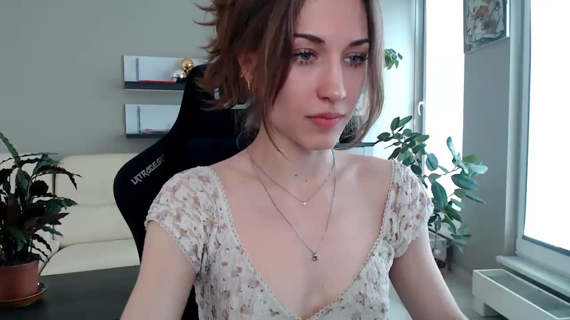 Gallery image thumbnail from GalaxyAnisia's myfreecams stream on, 04/14/2025, 11:55 image 16 of 20