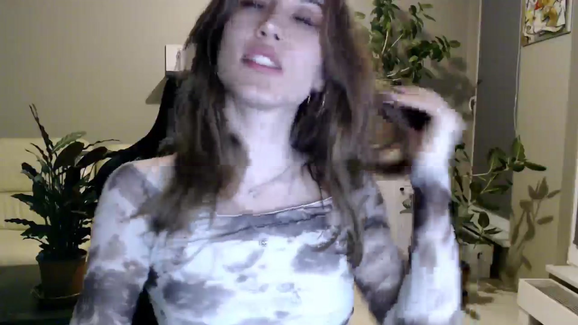 Gallery image thumbnail from GalaxyAnisia's myfreecams stream on, 04/26/2025, 21:49 image 10 of 20