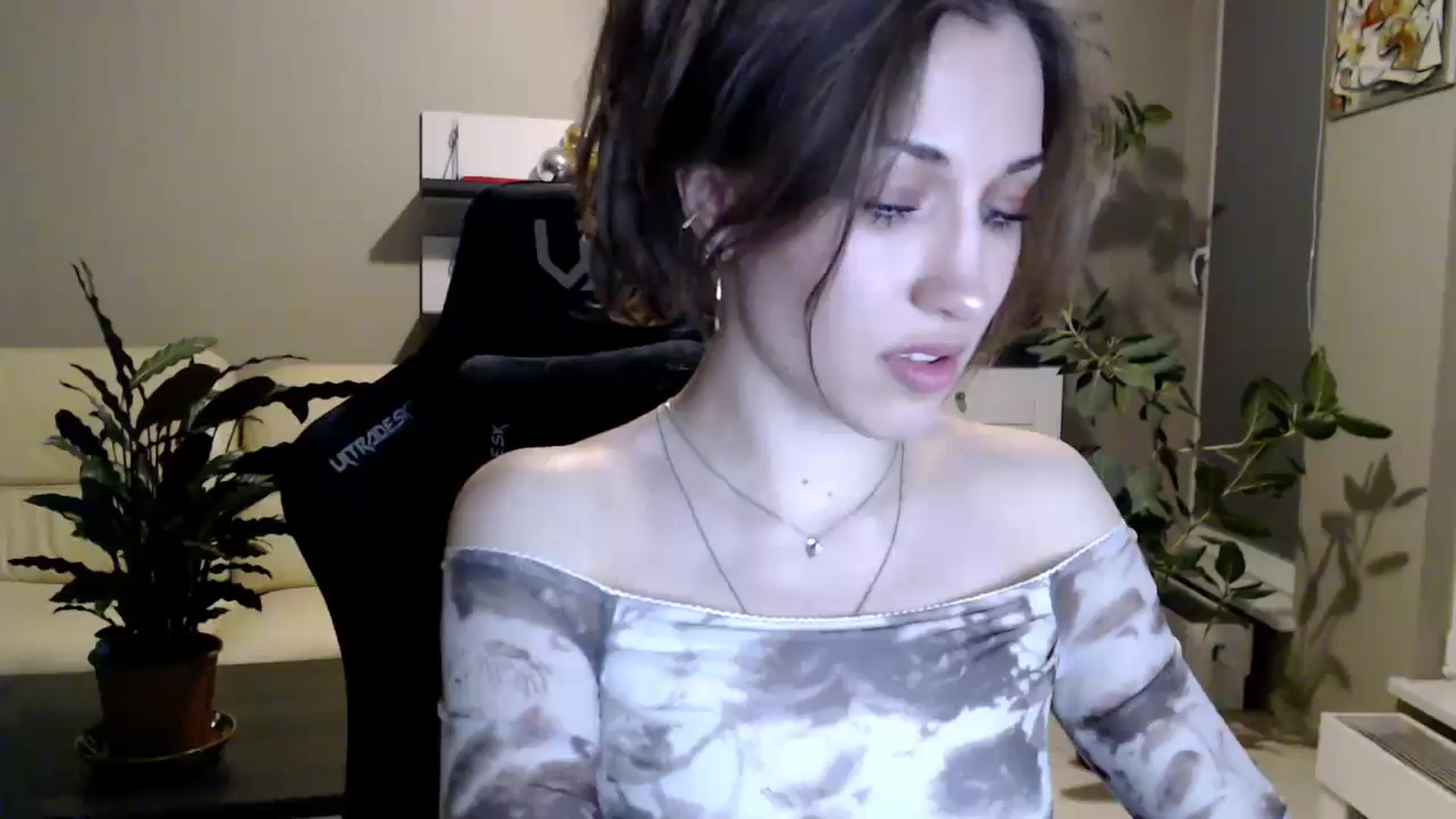 Gallery image thumbnail from GalaxyAnisia's myfreecams stream on, 04/26/2025, 22:30 image 12 of 20