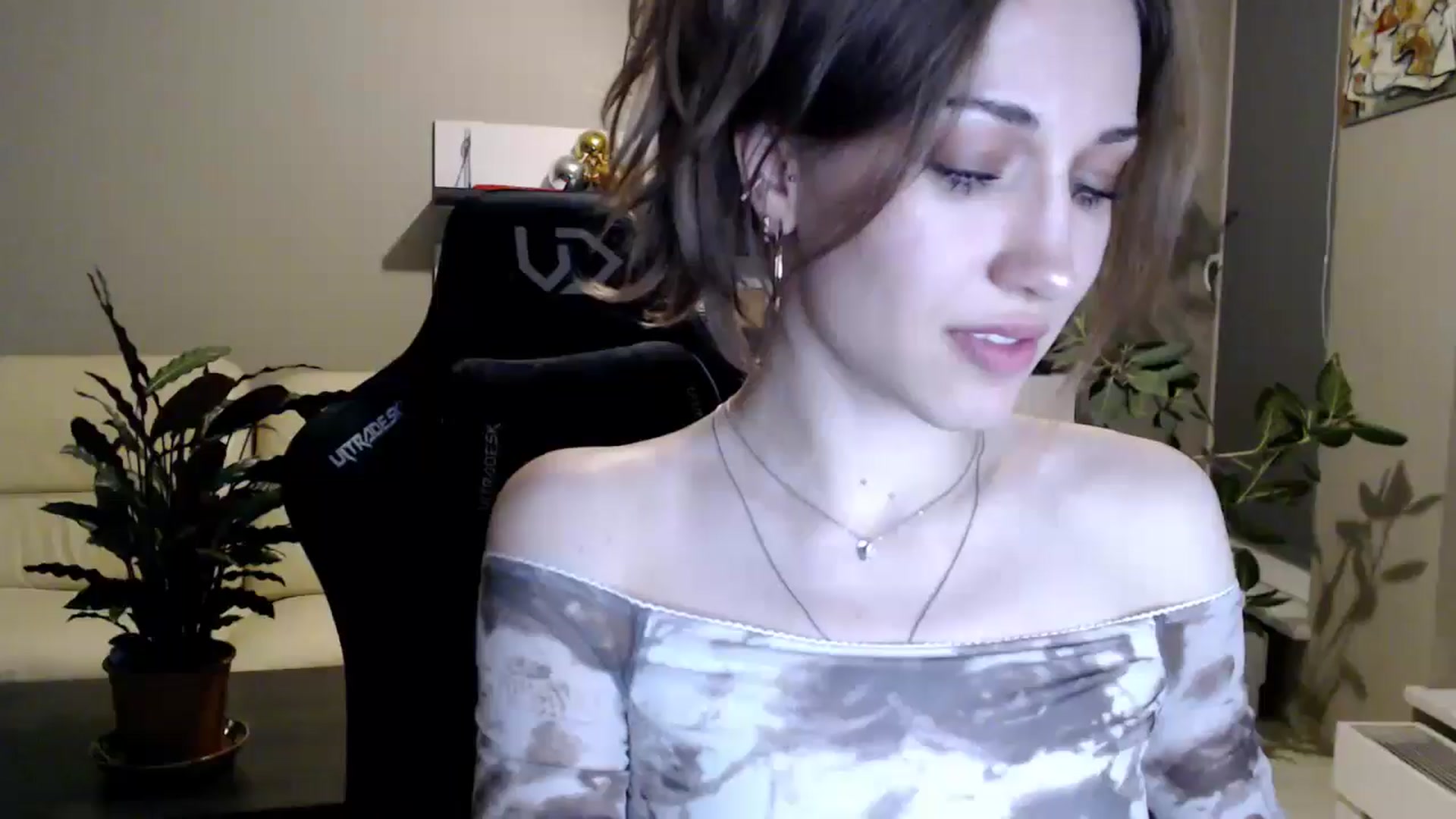 Gallery image thumbnail from GalaxyAnisia's myfreecams stream on, 04/26/2025, 22:30 image 20 of 20