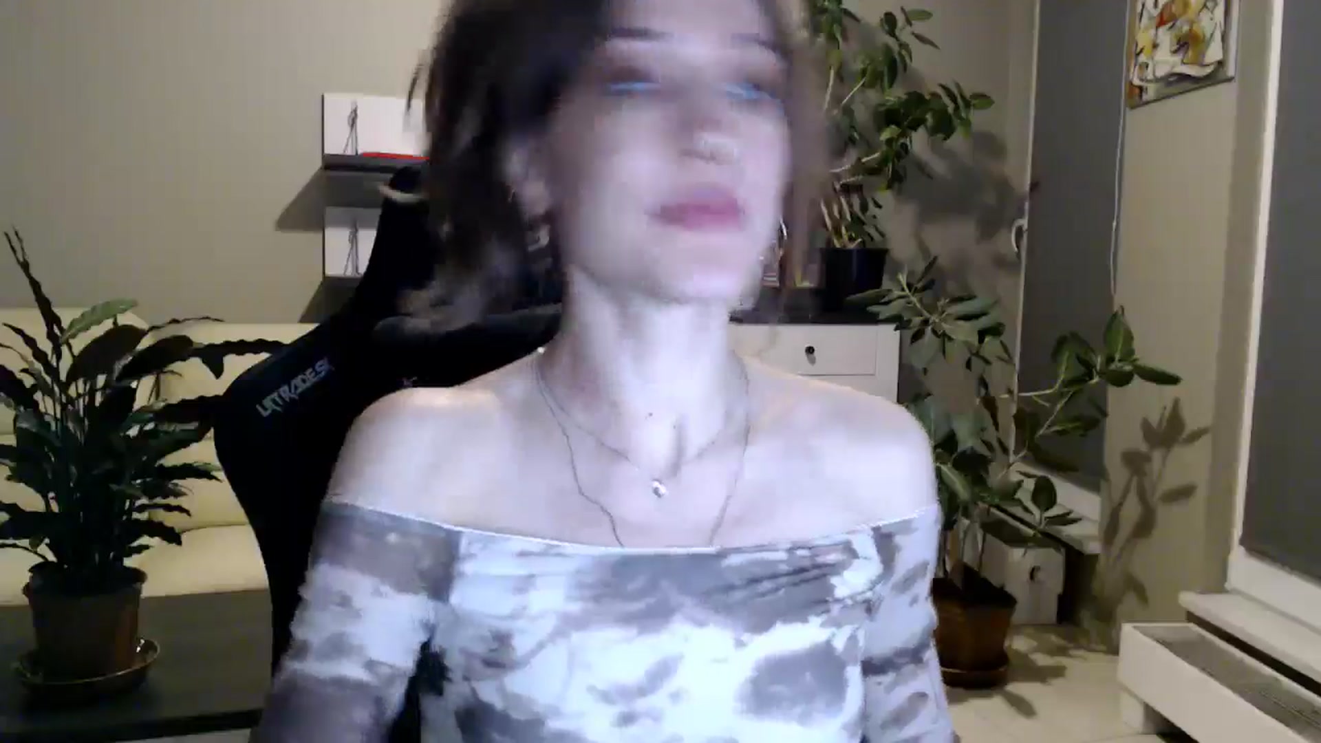 Gallery image thumbnail from GalaxyAnisia's myfreecams stream on, 04/26/2025, 22:59 image 3 of 20