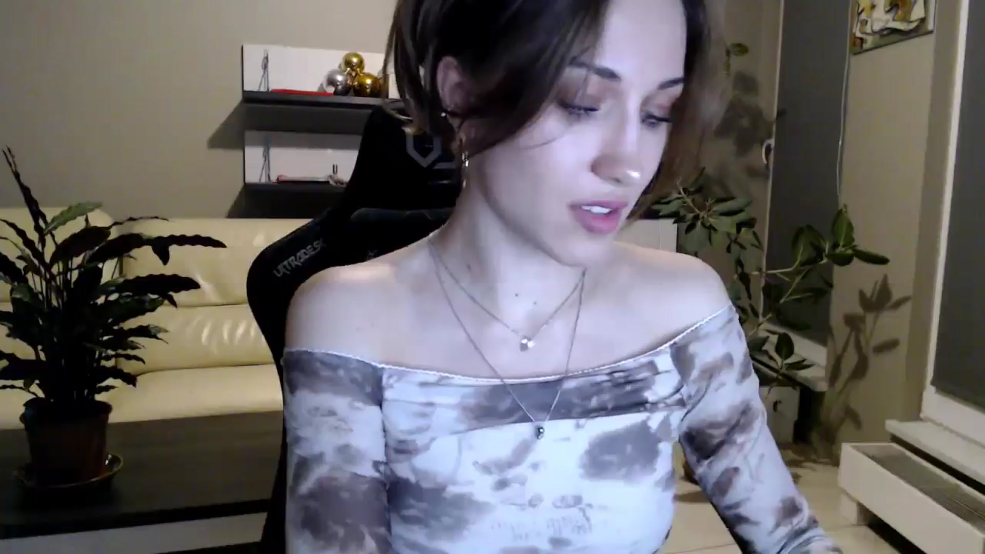 Gallery image thumbnail from GalaxyAnisia's myfreecams stream on, 04/26/2025, 23:38 image 3 of 20