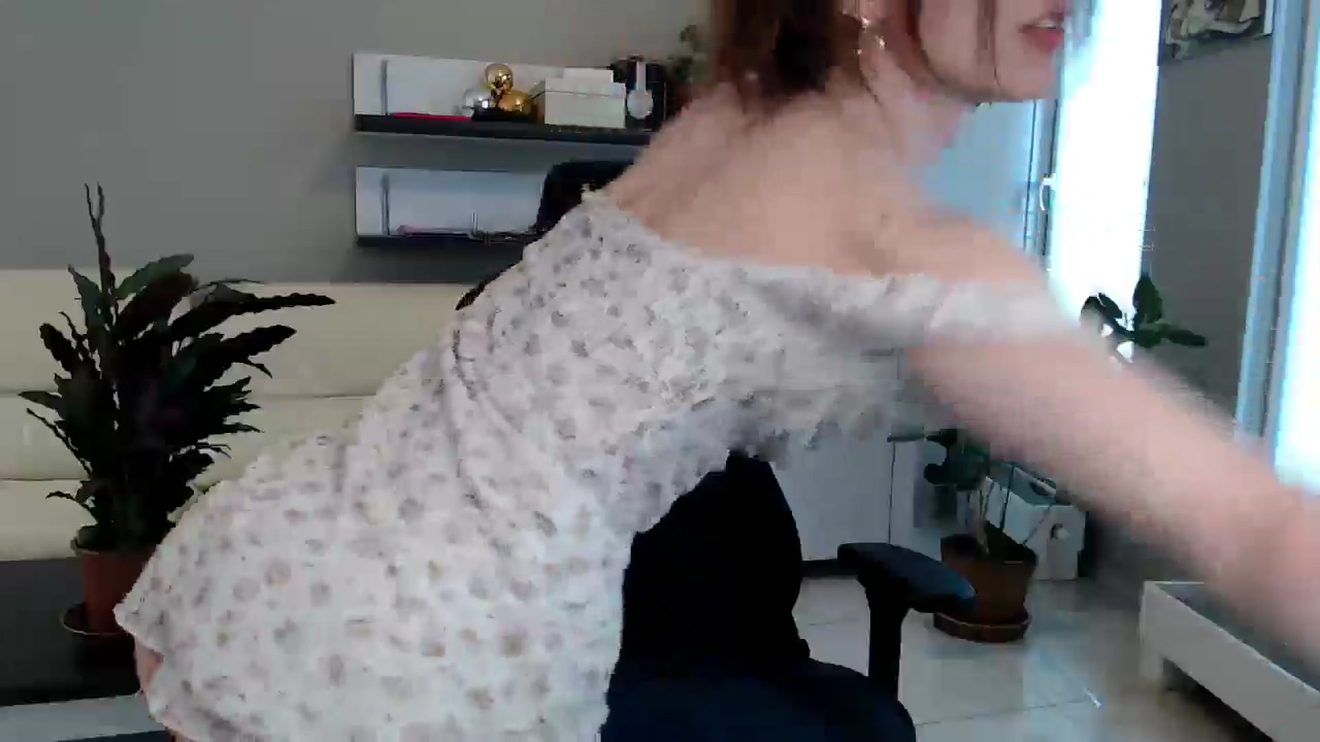 Gallery image thumbnail from GalaxyAnisia's myfreecams stream on, 04/27/2025, 15:29 image 6 of 20