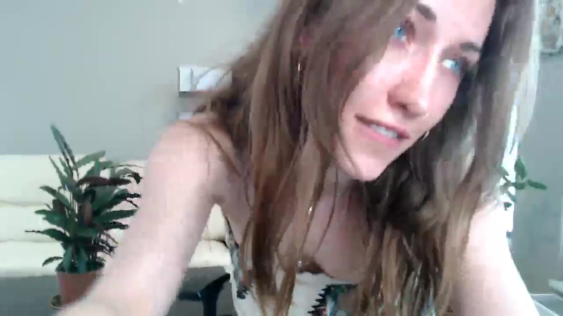 Gallery image thumbnail from GalaxyAnisia's myfreecams stream on, 04/29/2025, 14:48 image 9 of 20