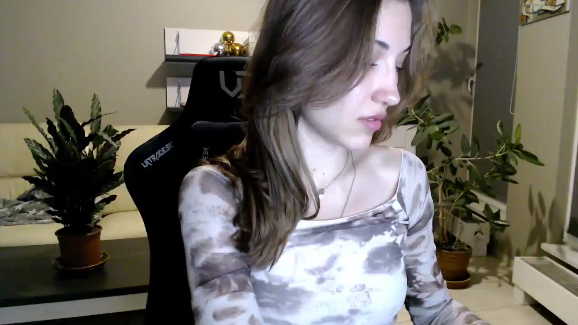 Gallery image thumbnail from GalaxyAnisia's myfreecams stream on, 05/12/2025, 21:47 image 4 of 20