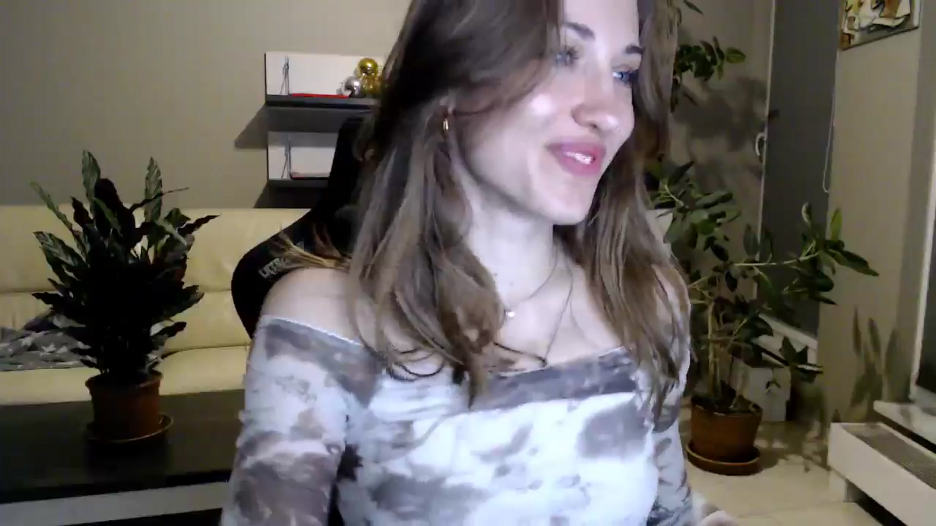Gallery image thumbnail from GalaxyAnisia's myfreecams stream on, 05/12/2025, 22:54 image 5 of 20