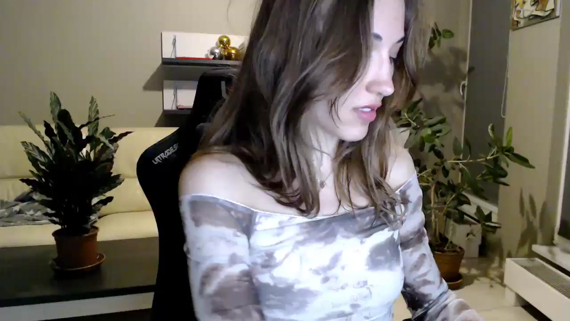 Gallery image thumbnail from GalaxyAnisia's myfreecams stream on, 05/12/2025, 22:54 image 11 of 20