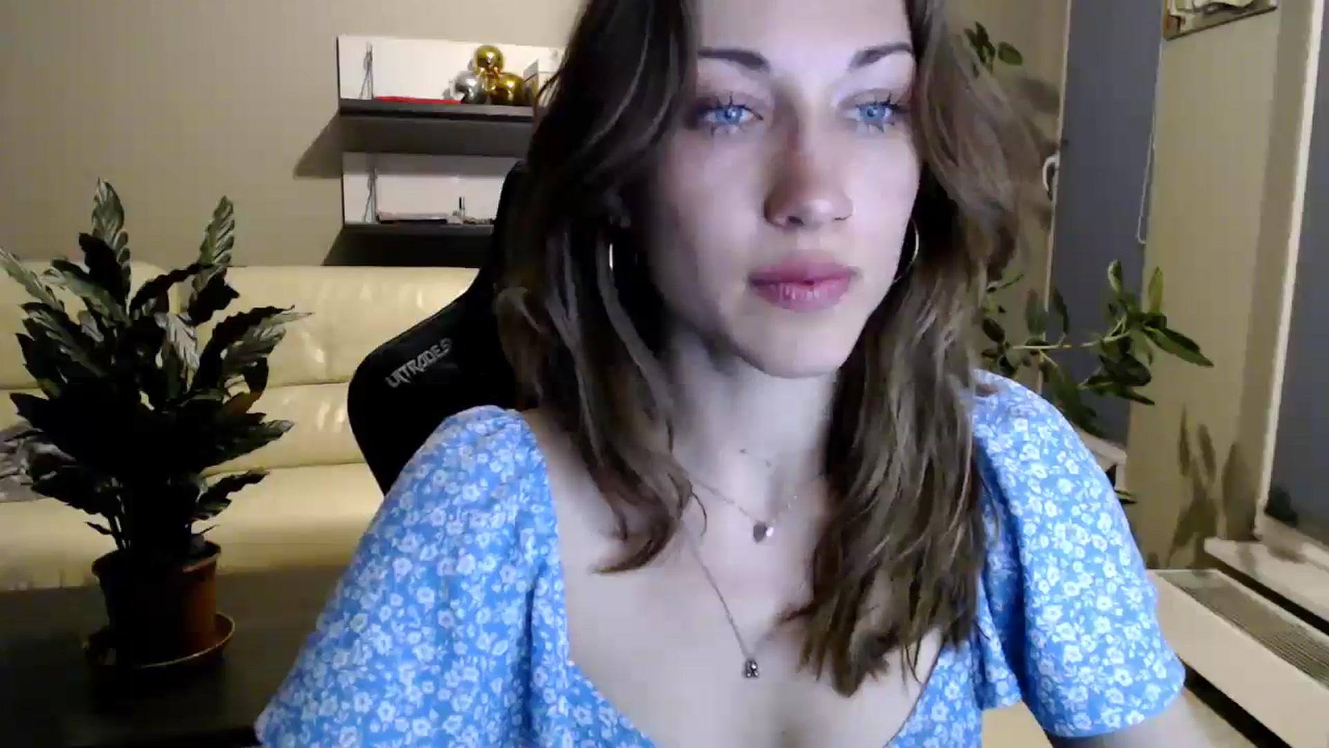 Gallery image thumbnail from GalaxyAnisia's myfreecams stream on, 05/17/2025, 19:15 image 5 of 20
