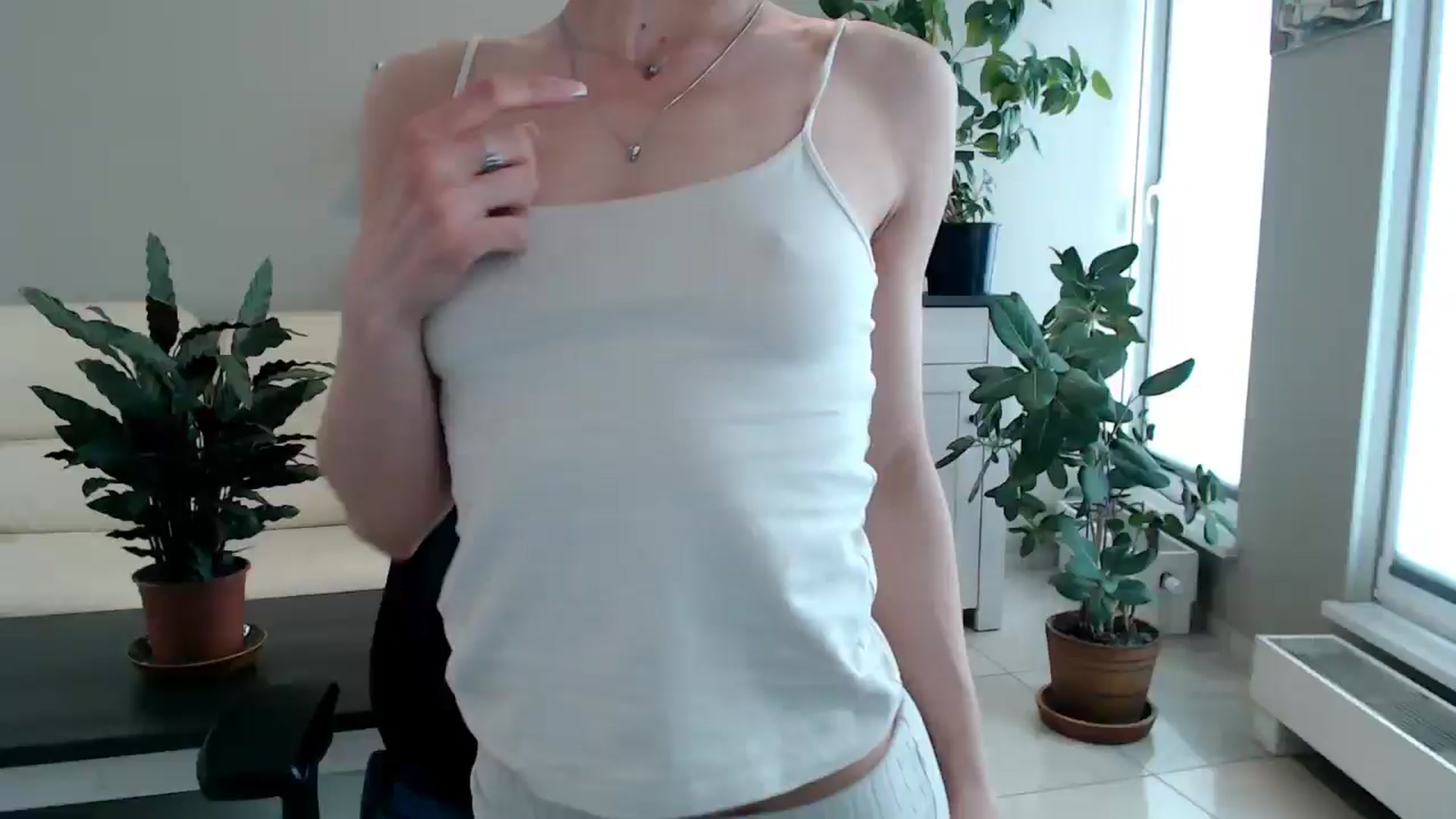 Gallery image thumbnail from GalaxyAnisia's myfreecams stream on, 05/28/2025, 13:29 image 15 of 20