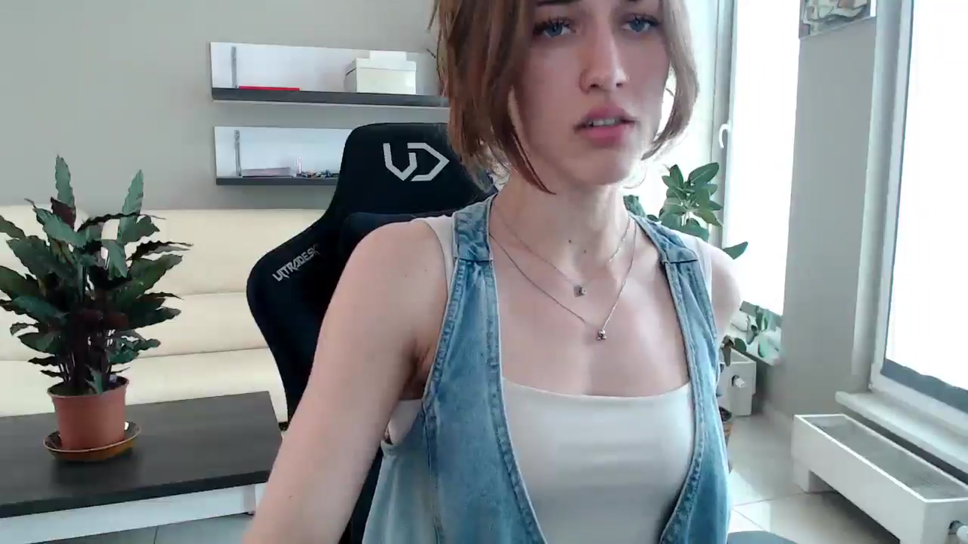 Gallery image thumbnail from GalaxyAnisia's myfreecams stream on, 05/31/2025, 11:37 image 19 of 20