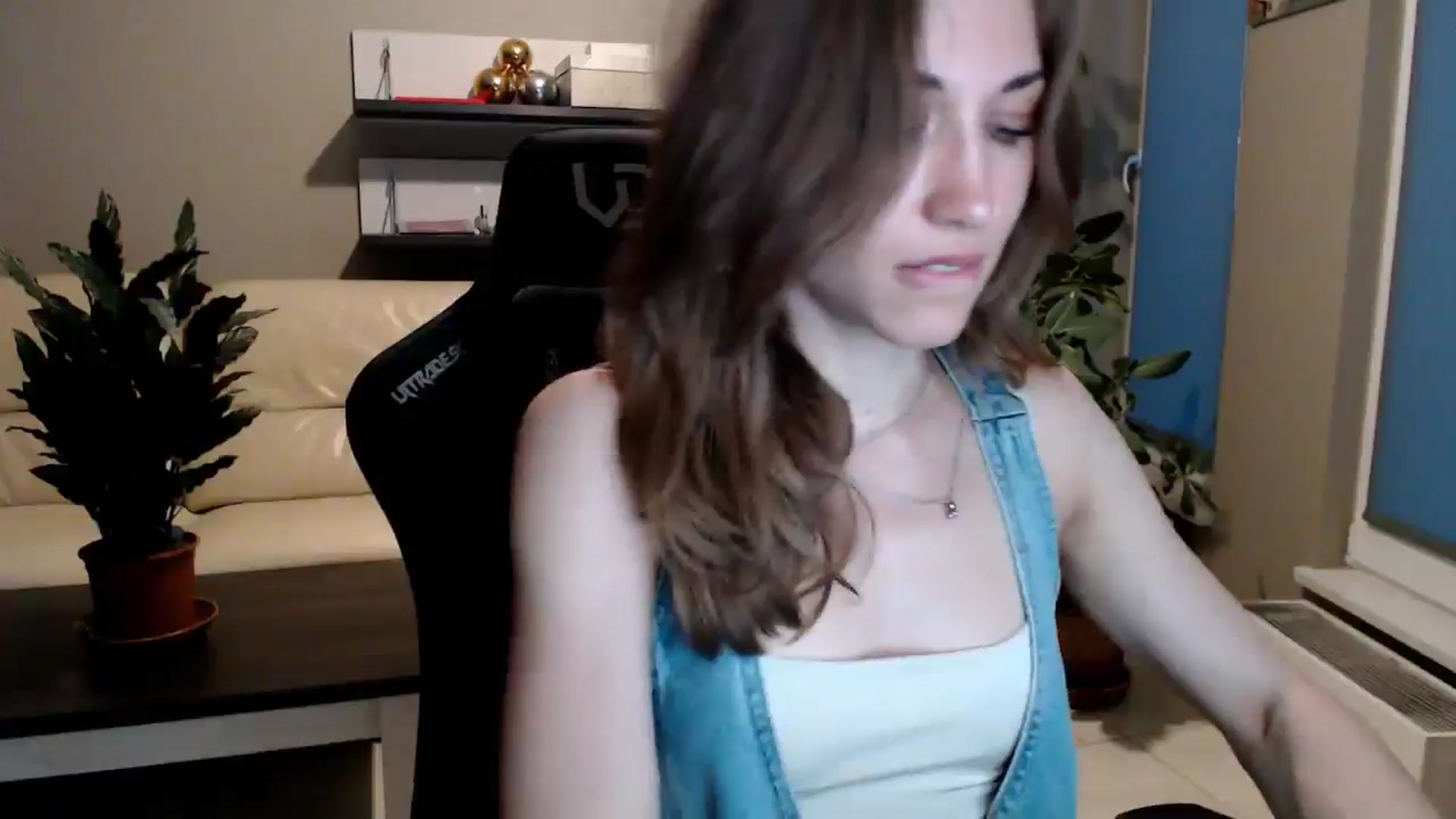Gallery image thumbnail from GalaxyAnisia's myfreecams stream on, 06/02/2025, 19:30 image 7 of 20