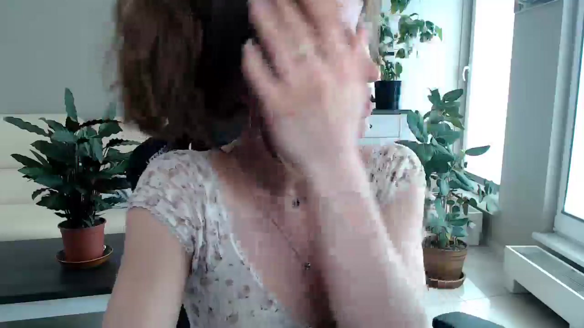 Gallery image thumbnail from GalaxyAnisia's myfreecams stream on, 06/04/2025, 09:52 image 8 of 20