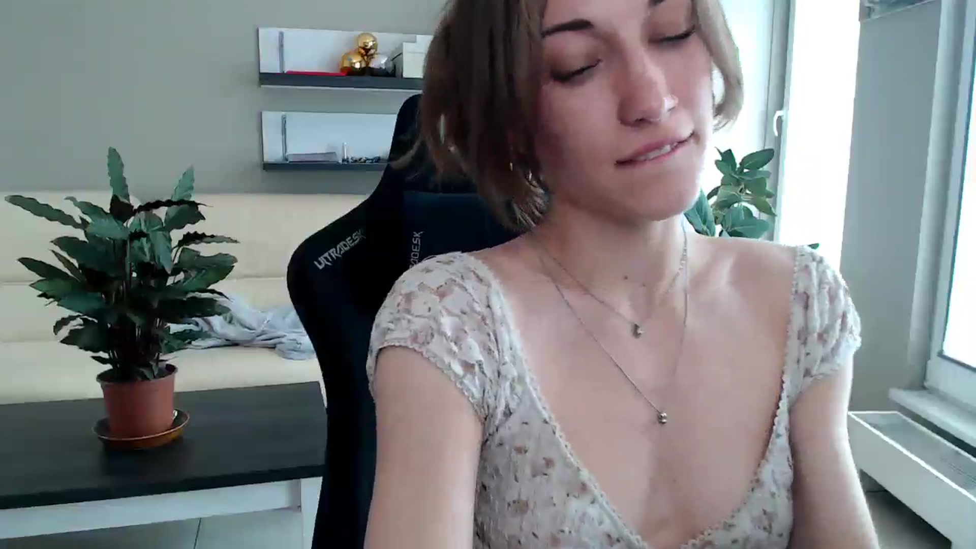 Gallery image thumbnail from GalaxyAnisia's myfreecams stream on, 06/04/2025, 09:52 image 4 of 20