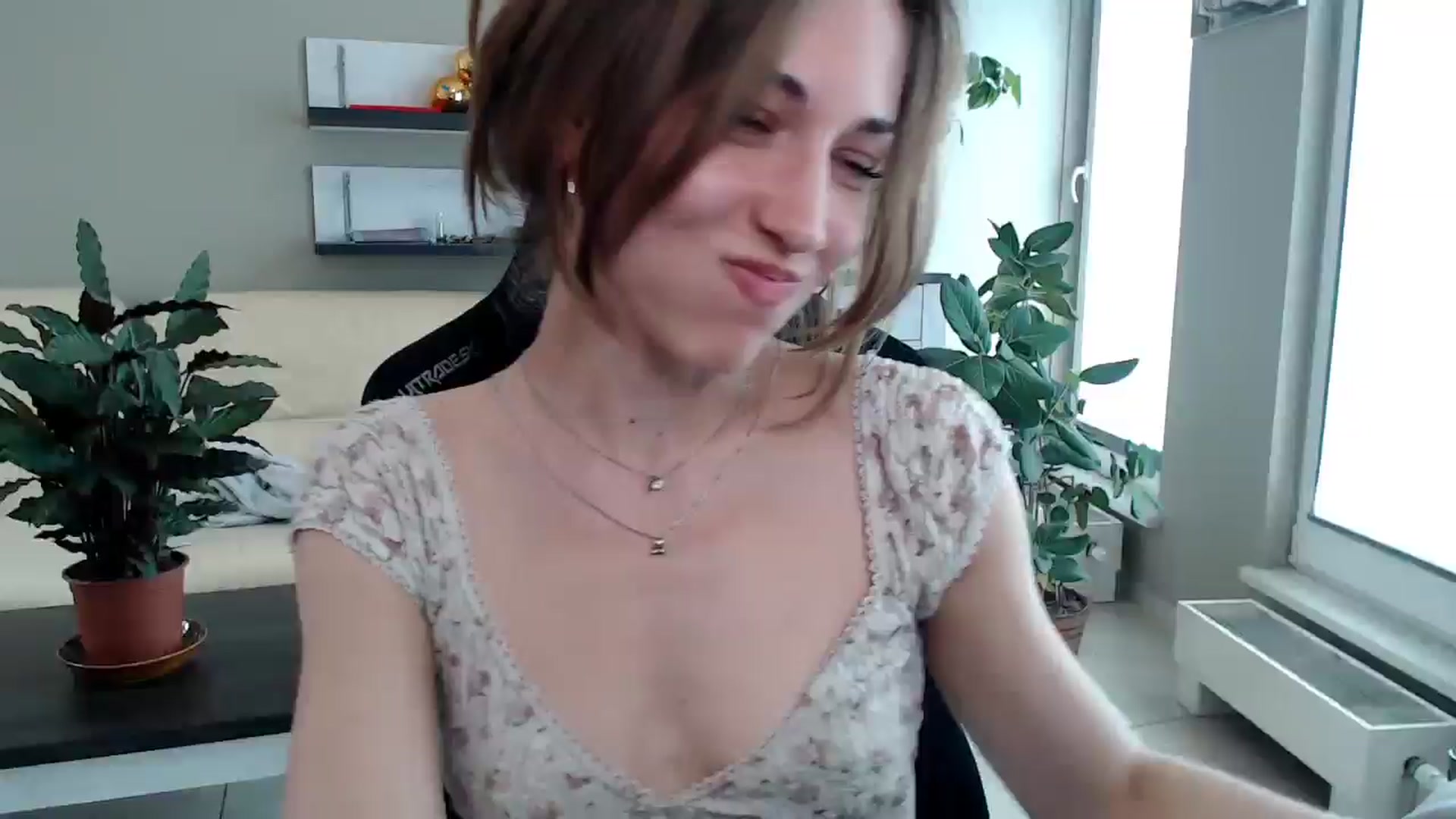Gallery image thumbnail from GalaxyAnisia's myfreecams stream on, 06/04/2025, 10:56 image 10 of 20