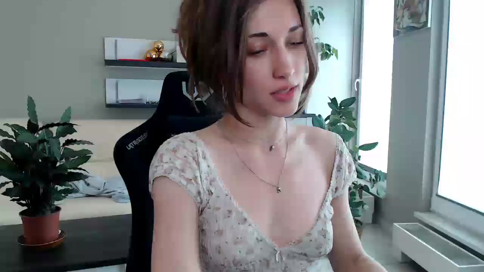 Gallery image thumbnail from GalaxyAnisia's myfreecams stream on, 06/04/2025, 10:56 image 6 of 20
