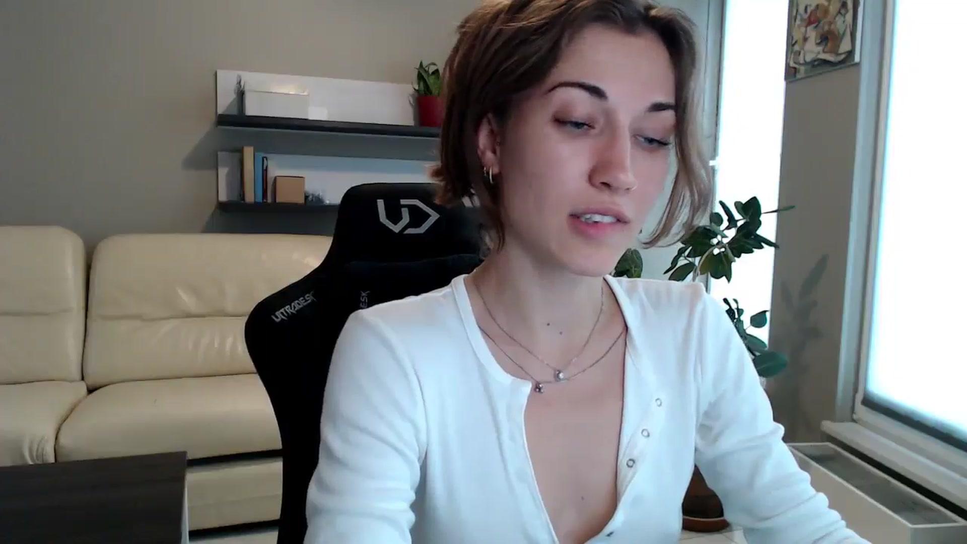 Gallery image thumbnail from GalaxyAnisia's myfreecams stream on, 06/07/2025, 15:45 image 8 of 20