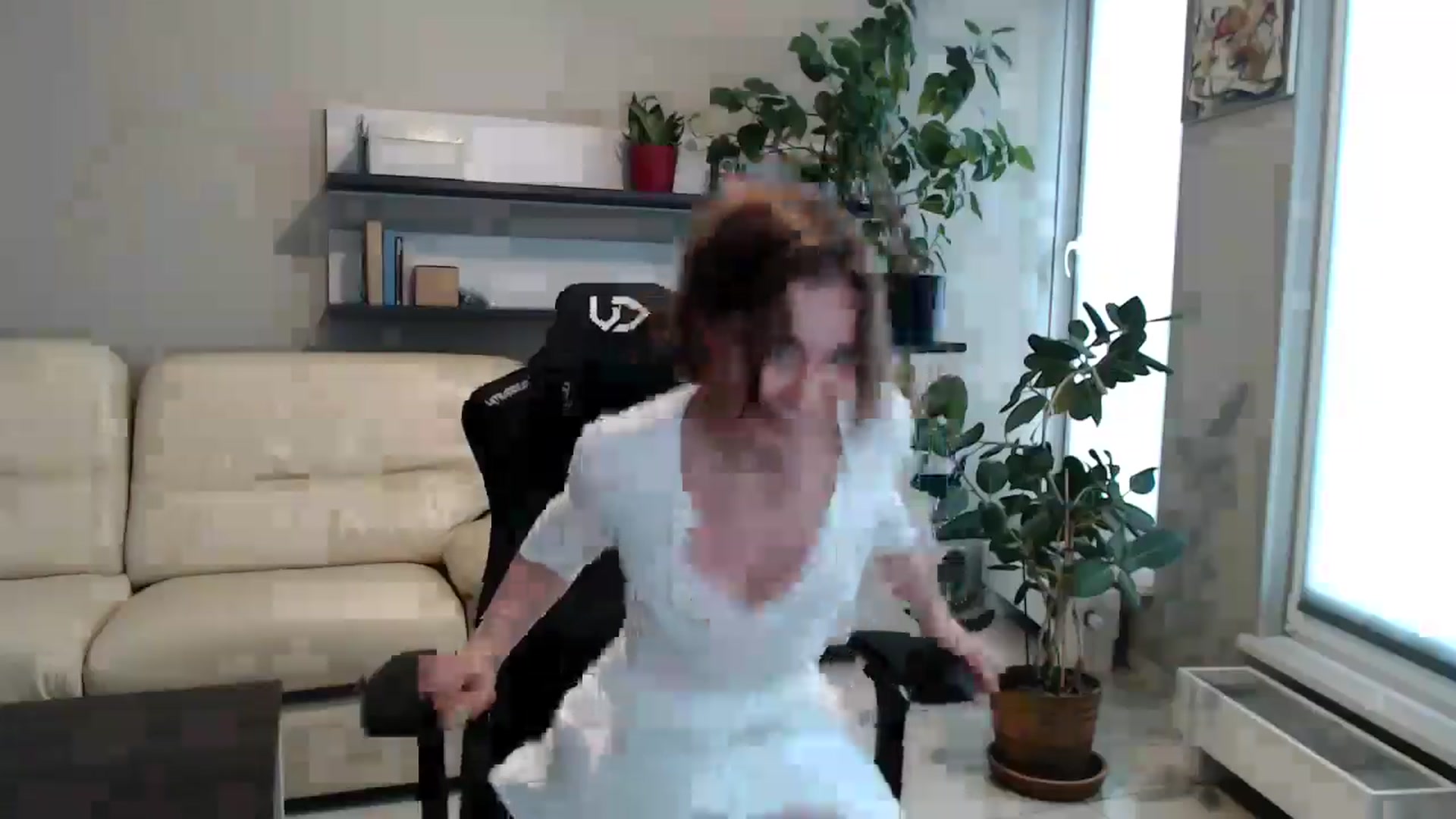 Gallery image thumbnail from GalaxyAnisia's myfreecams stream on, 06/07/2025, 15:45 image 13 of 20