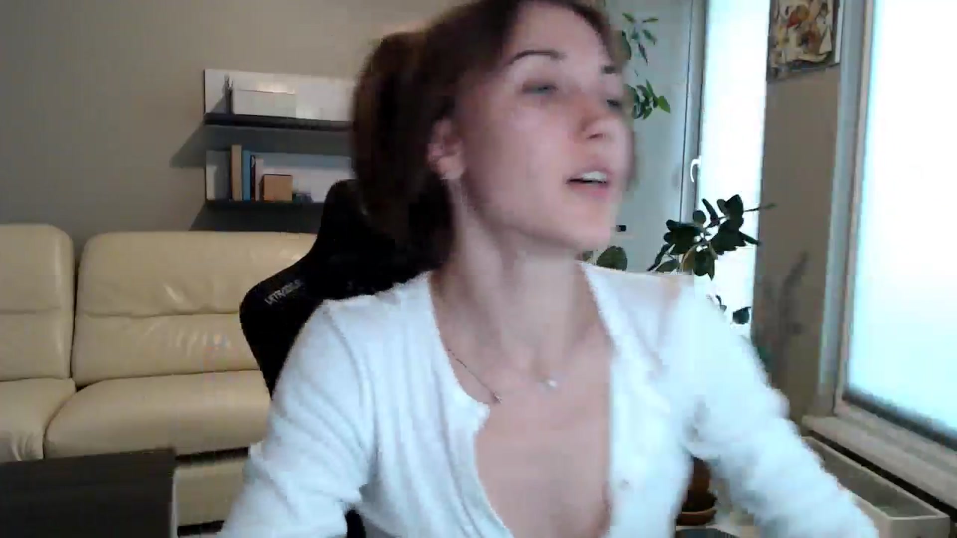 Gallery image thumbnail from GalaxyAnisia's myfreecams stream on, 06/07/2025, 16:13 image 4 of 20