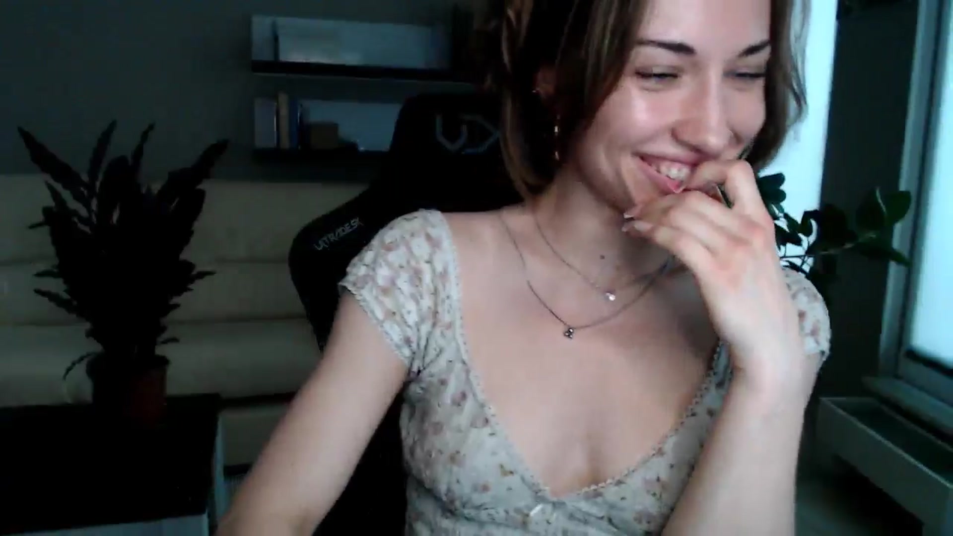 Gallery image thumbnail from GalaxyAnisia's myfreecams stream on, 06/10/2025, 16:54 image 9 of 20