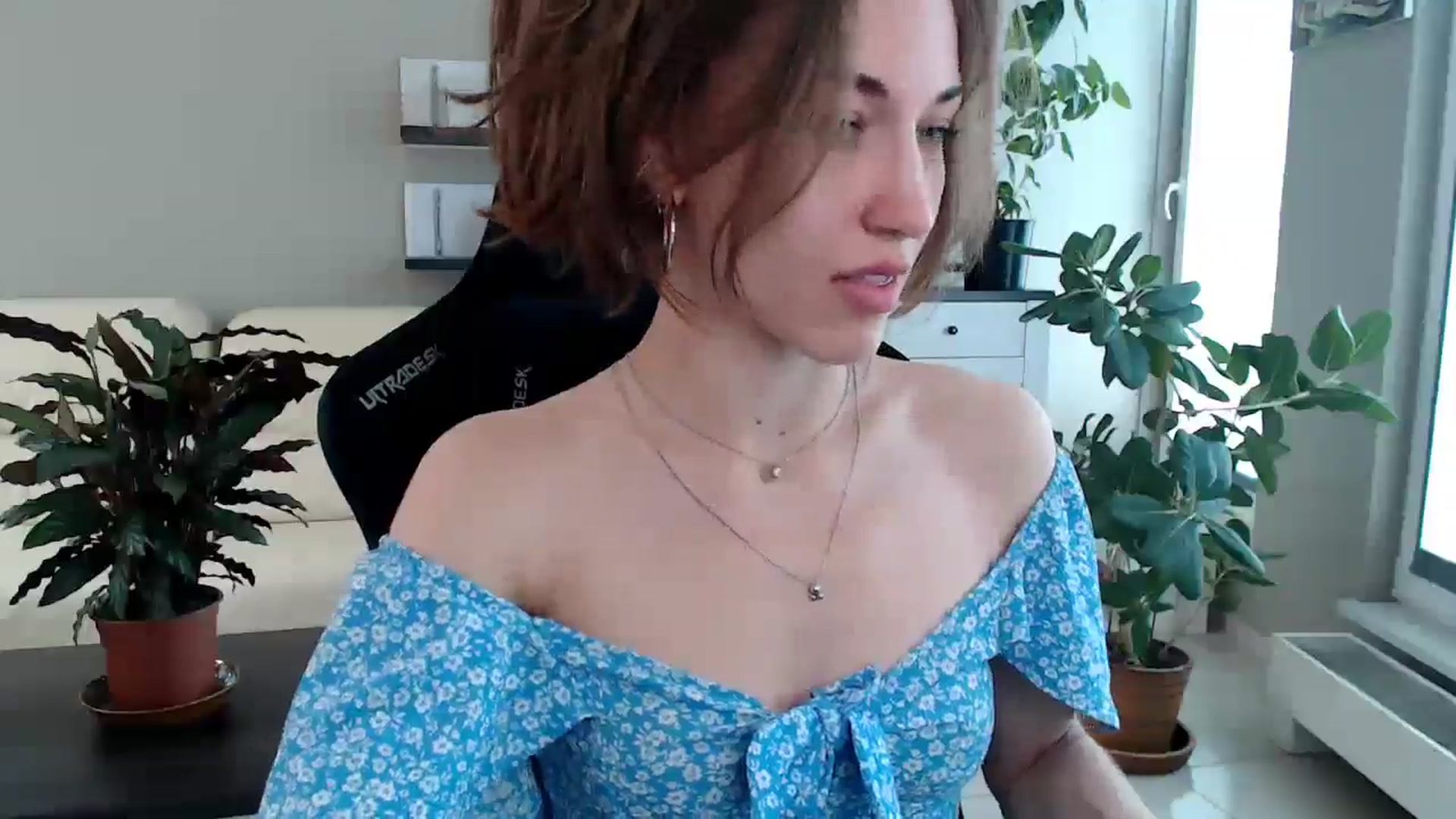 Gallery image thumbnail from GalaxyAnisia's myfreecams stream on, 06/12/2025, 12:06 image 10 of 20