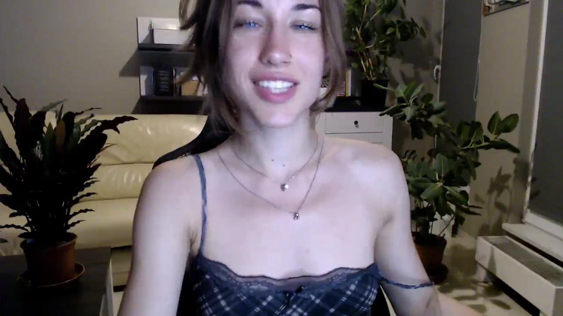 Gallery image thumbnail from GalaxyAnisia's myfreecams stream on, 06/19/2025, 21:01 image 6 of 20