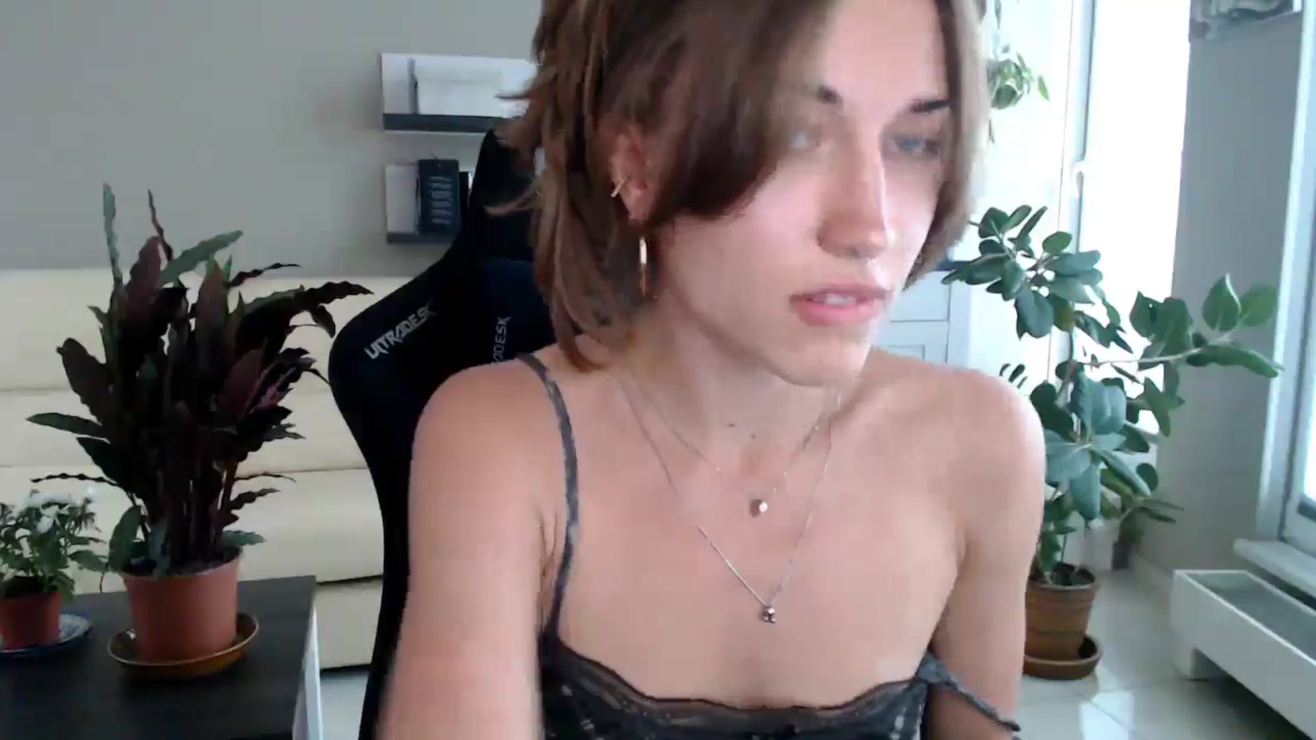 Gallery image thumbnail from GalaxyAnisia's myfreecams stream on, 06/24/2025, 16:26 image 8 of 20