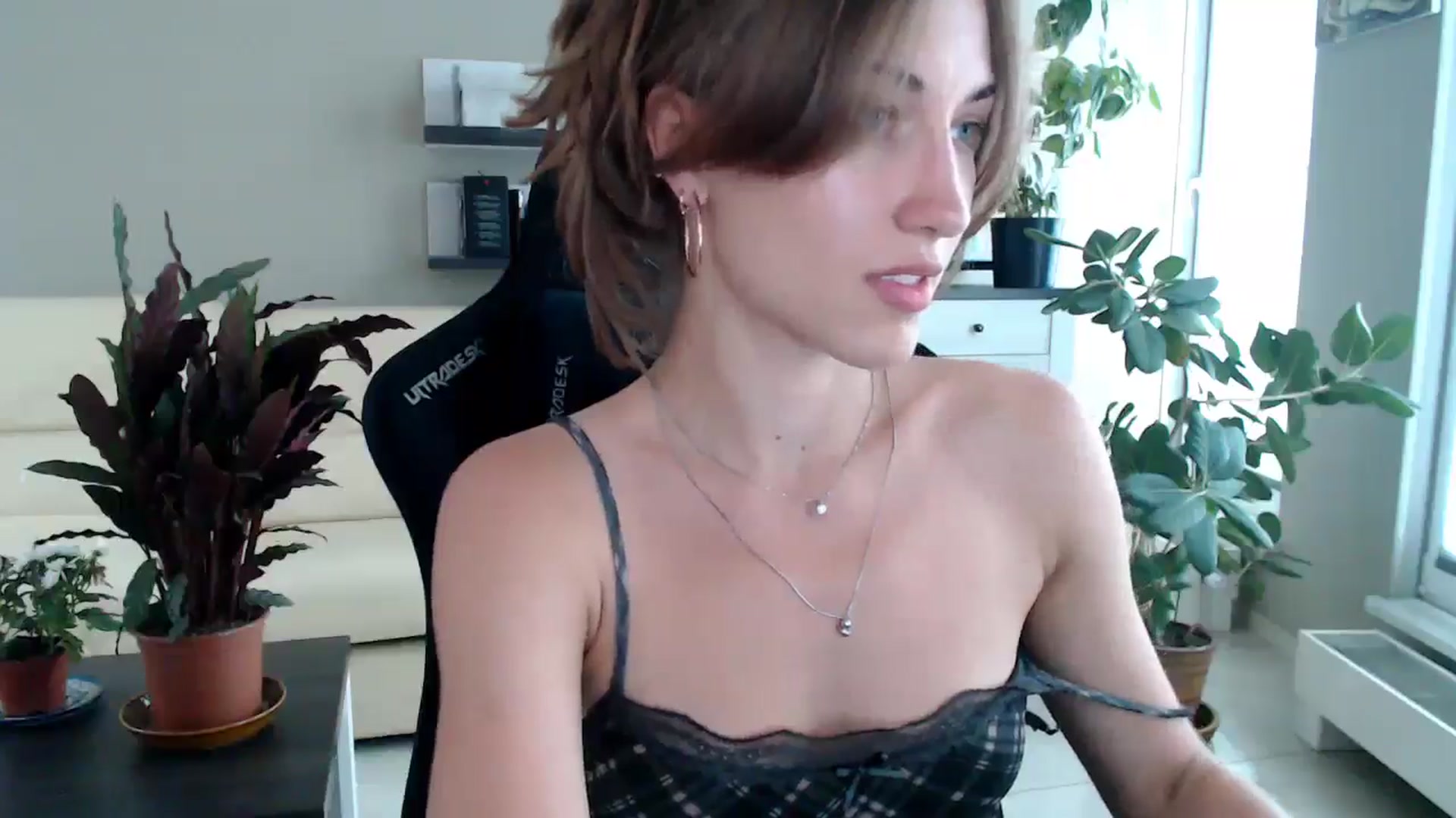 Gallery image thumbnail from GalaxyAnisia's myfreecams stream on, 06/24/2025, 16:26 image 2 of 20