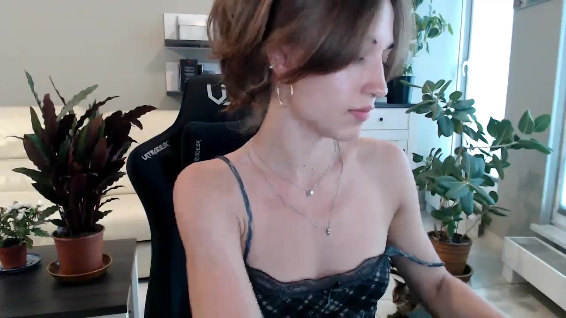 Gallery image thumbnail from GalaxyAnisia's myfreecams stream on, 06/24/2025, 17:39 image 14 of 20