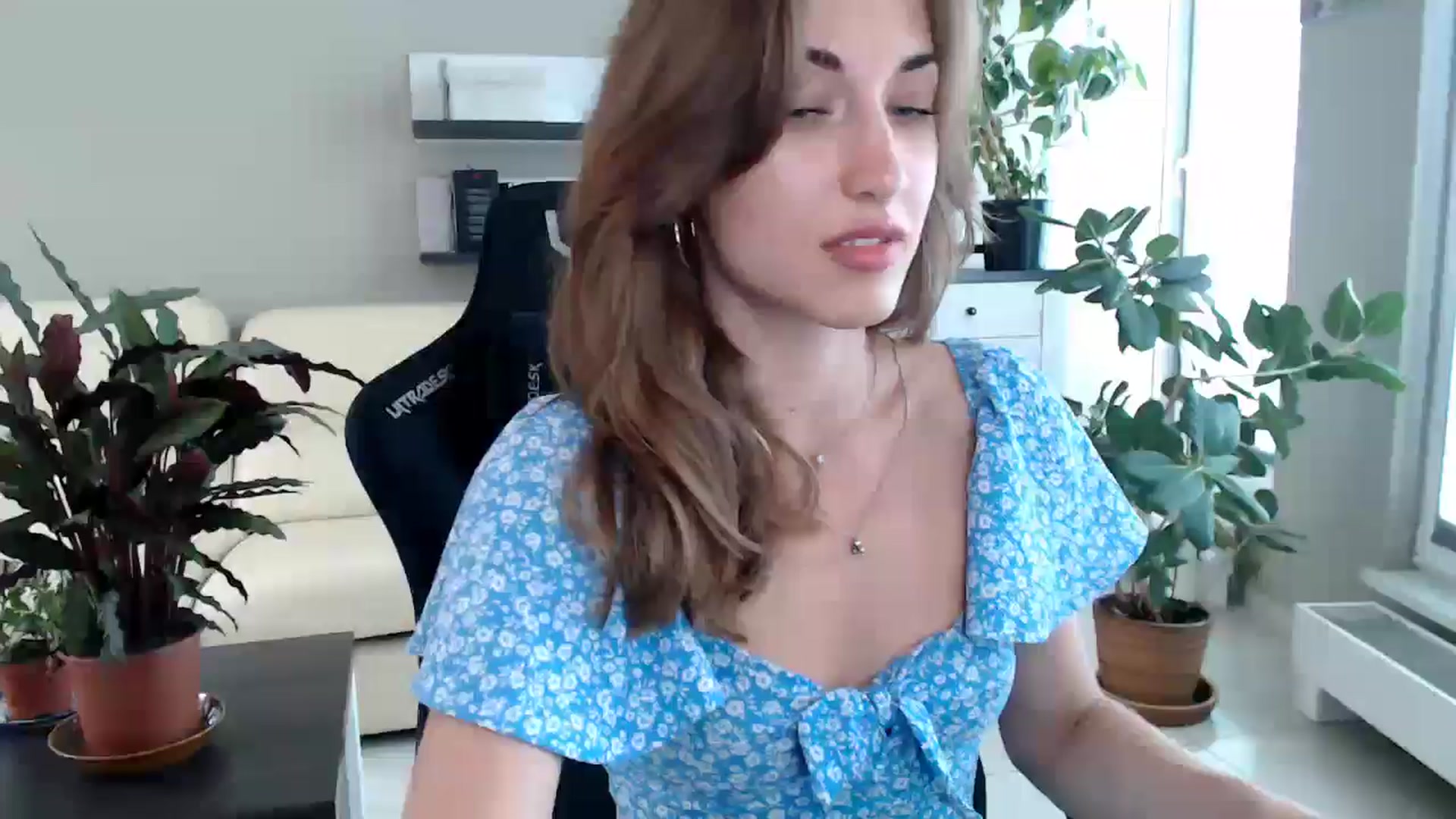 Gallery image thumbnail from GalaxyAnisia's myfreecams stream on, 06/26/2025, 14:15 image 11 of 20