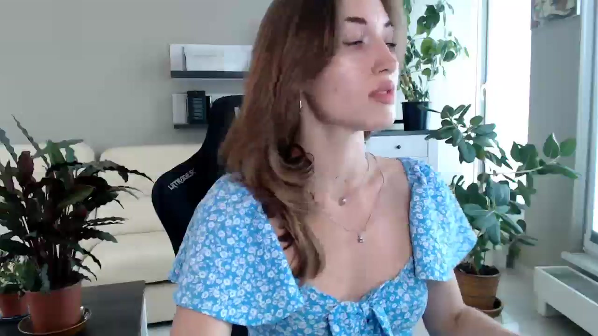 Gallery image thumbnail from GalaxyAnisia's myfreecams stream on, 06/26/2025, 14:15 image 7 of 20