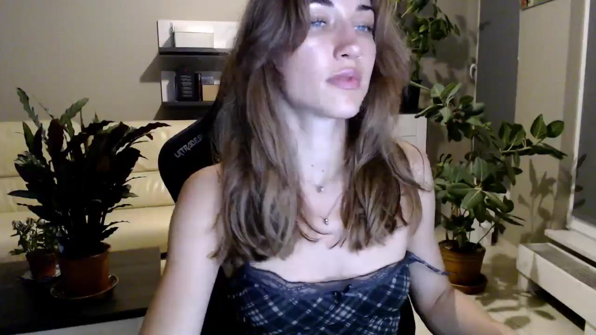 Gallery image thumbnail from GalaxyAnisia's myfreecams stream on, 06/29/2025, 23:13 image 13 of 20