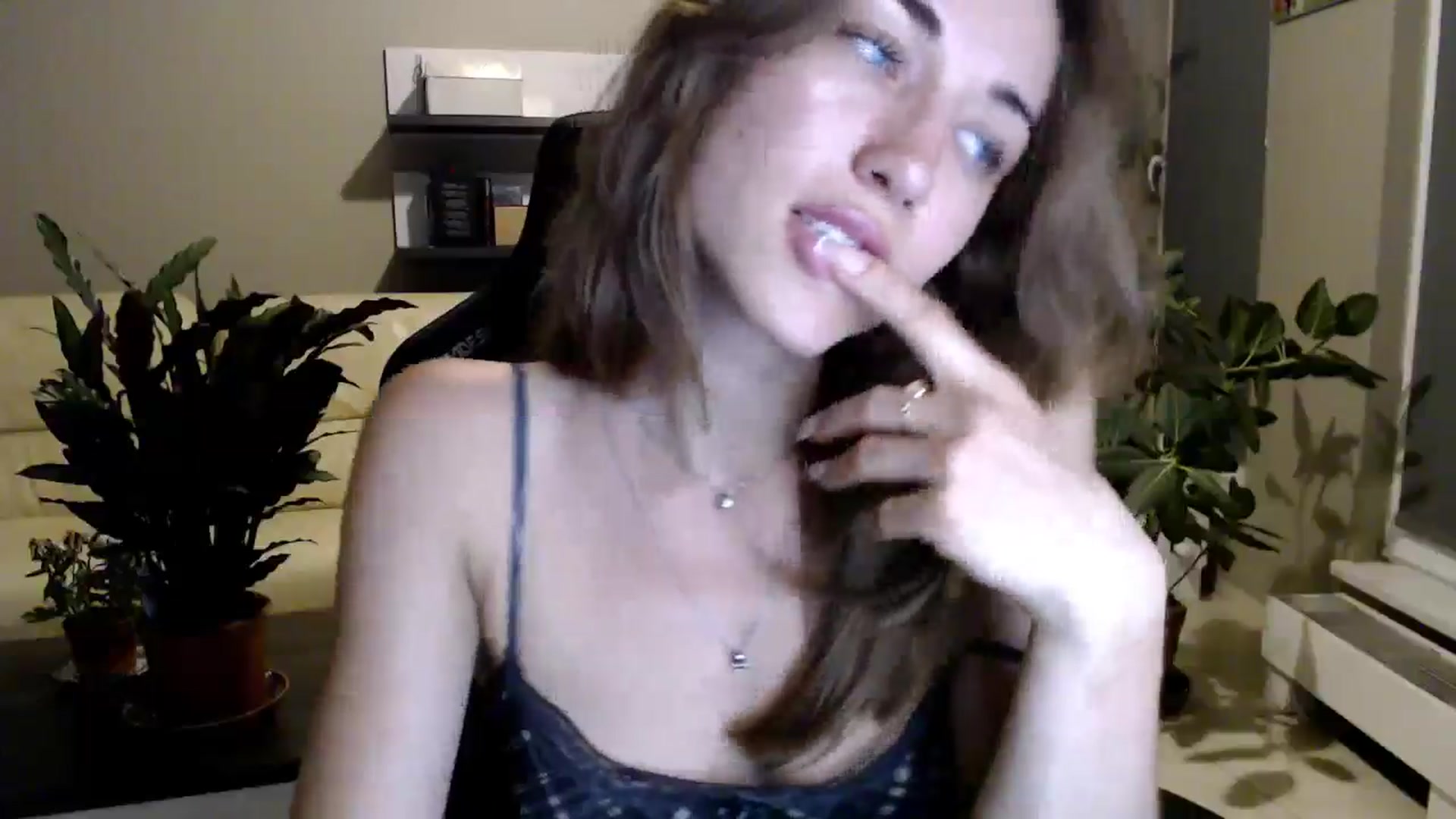 Gallery image thumbnail from GalaxyAnisia's myfreecams stream on, 06/29/2025, 23:13 image 18 of 20