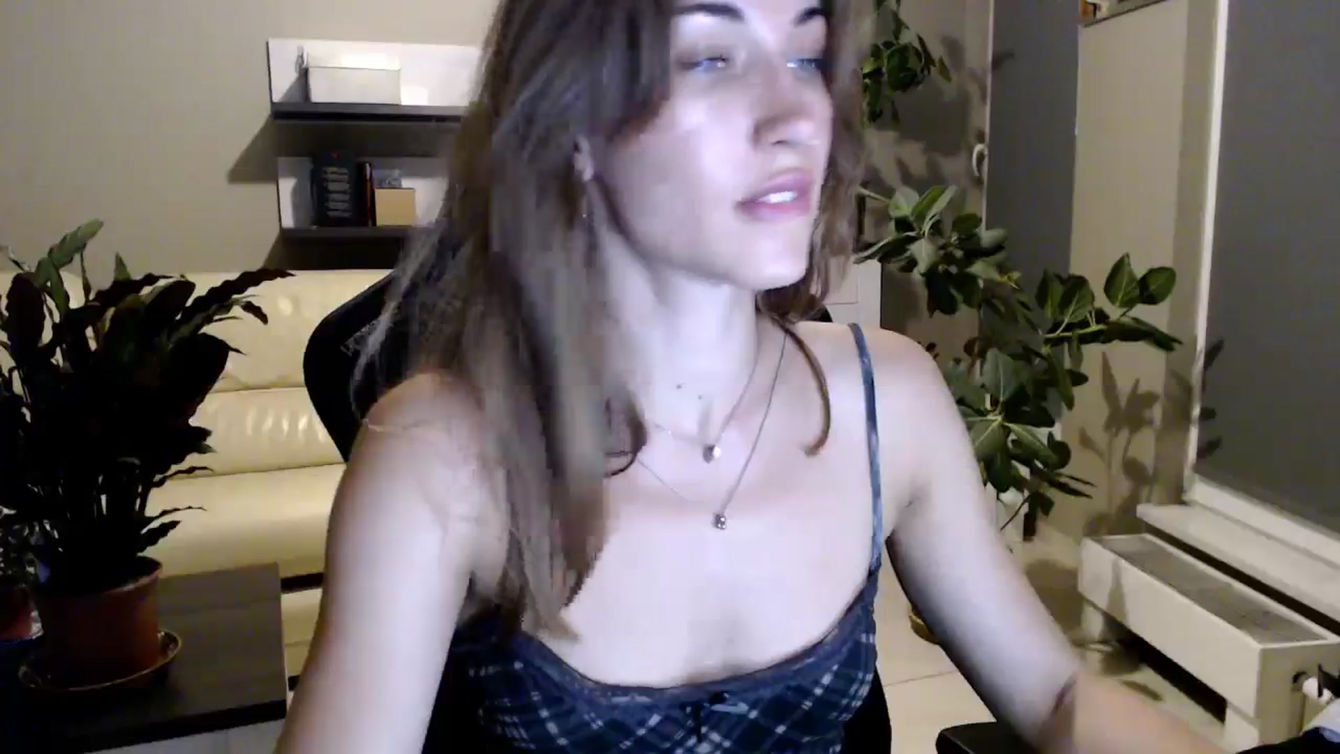 Gallery image thumbnail from GalaxyAnisia's myfreecams stream on, 06/30/2025, 24:27 image 2 of 20