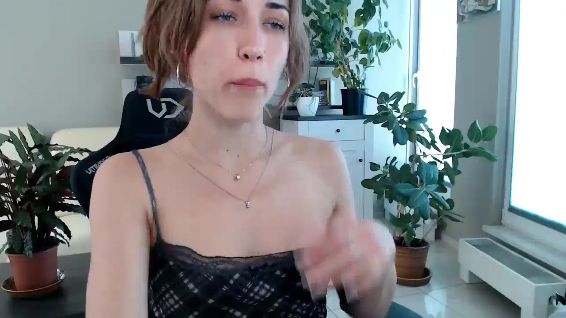 Gallery image thumbnail from GalaxyAnisia's myfreecams stream on, 06/30/2025, 13:40 image 8 of 20