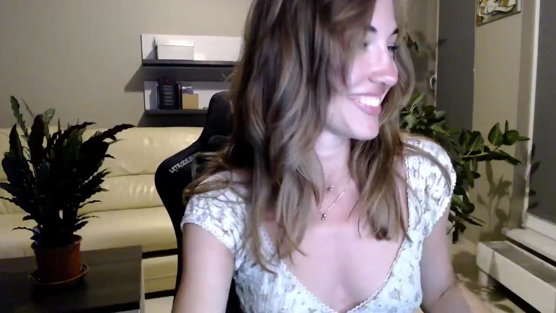 Gallery image thumbnail from GalaxyAnisia's myfreecams stream on, 07/02/2025, 21:55 image 11 of 20
