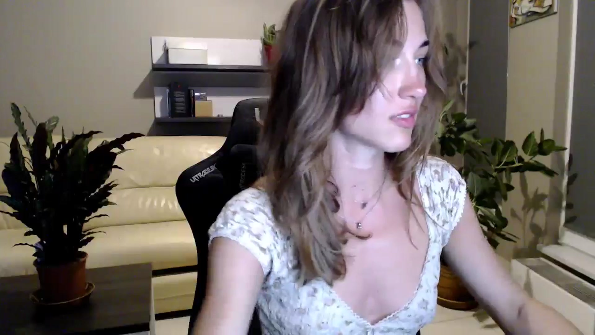 Gallery image thumbnail from GalaxyAnisia's myfreecams stream on, 07/02/2025, 21:55 image 15 of 20