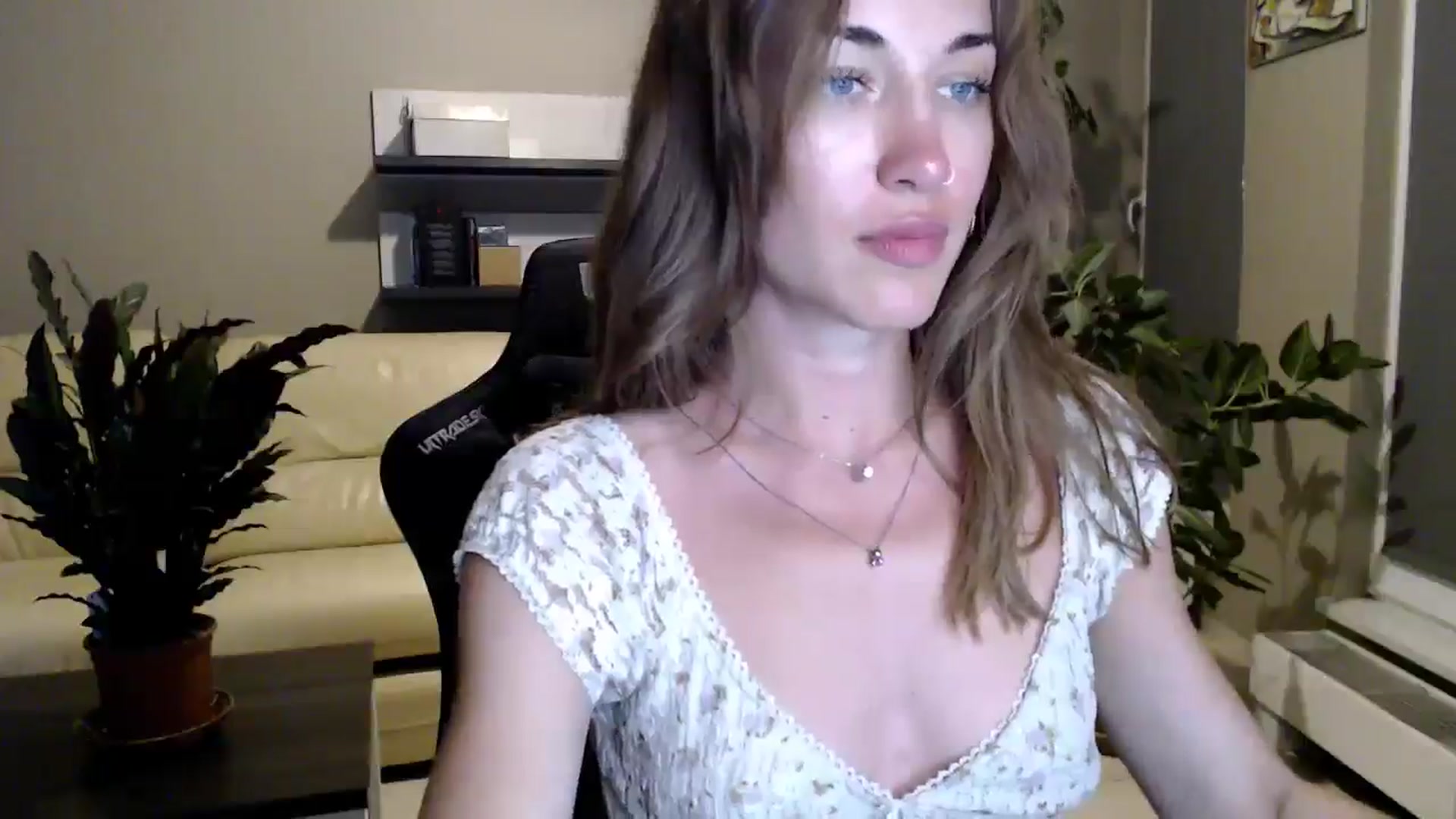 Gallery image thumbnail from GalaxyAnisia's myfreecams stream on, 07/02/2025, 21:55 image 4 of 20