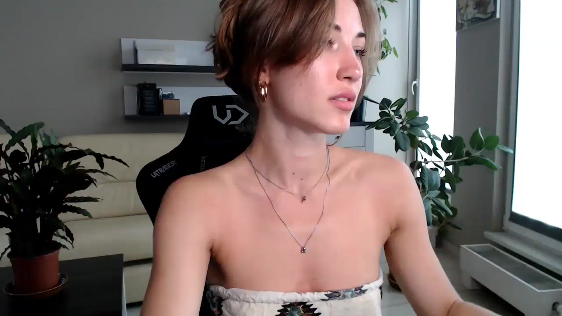 Gallery image thumbnail from GalaxyAnisia's myfreecams stream on, 07/03/2025, 13:58 image 10 of 20