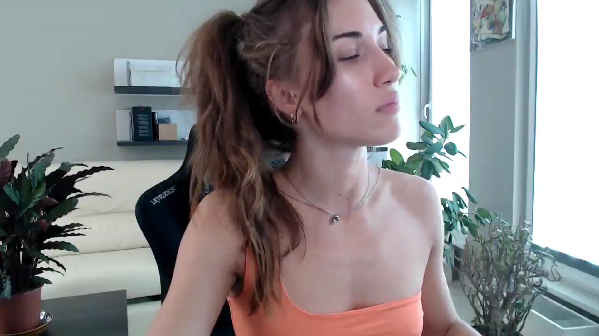 Gallery image thumbnail from GalaxyAnisia's myfreecams stream on, 07/05/2025, 12:03 image 4 of 20