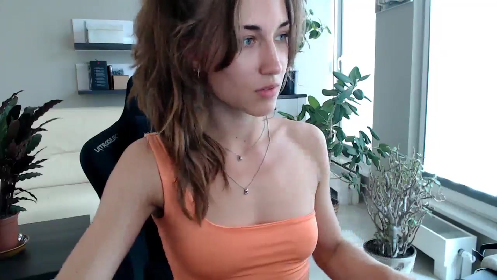 Gallery image thumbnail from GalaxyAnisia's myfreecams stream on, 07/05/2025, 13:53 image 8 of 20
