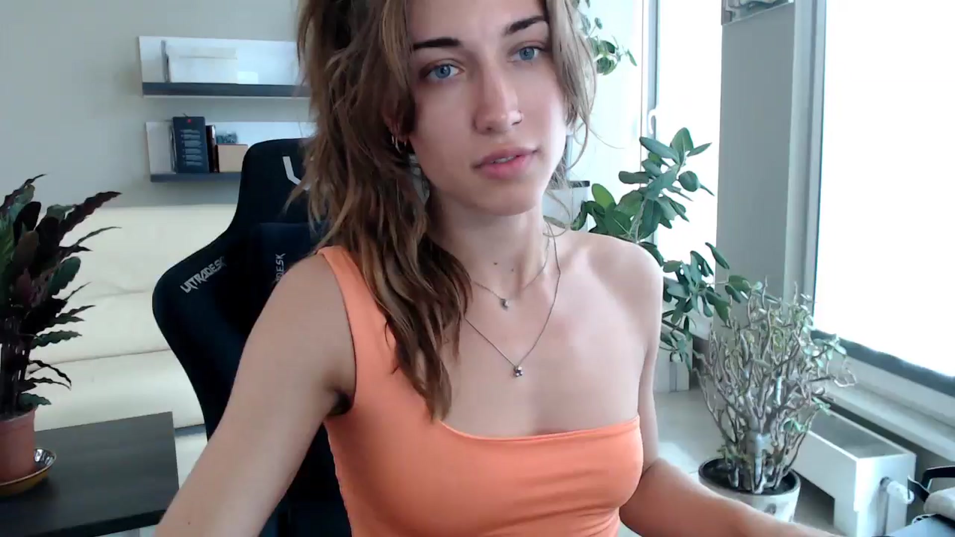 Gallery image thumbnail from GalaxyAnisia's myfreecams stream on, 07/05/2025, 13:53 image 3 of 20