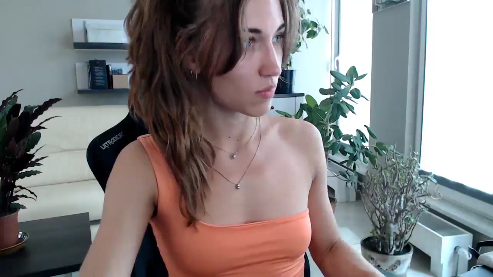 Gallery image thumbnail from GalaxyAnisia's myfreecams stream on, 07/05/2025, 13:53 image 13 of 20