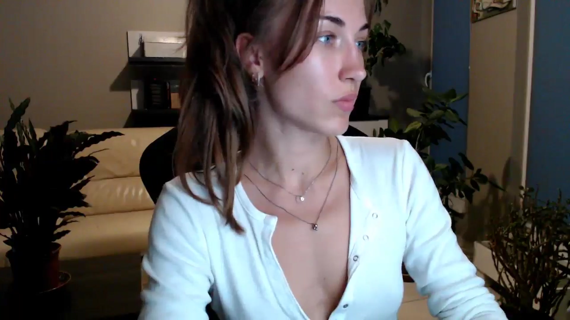 Gallery image thumbnail from GalaxyAnisia's myfreecams stream on, 07/08/2025, 19:28 image 9 of 20
