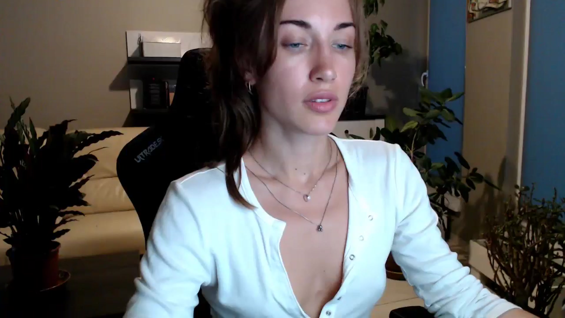 Gallery image thumbnail from GalaxyAnisia's myfreecams stream on, 07/08/2025, 19:28 image 4 of 20